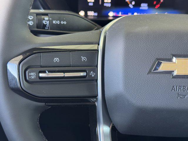 Photo of 2026 Summit White Chevrolet Colorado