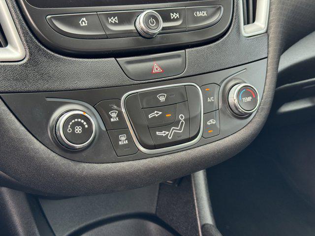 Photo of 2019 Mosaic Black Metallic Chevrolet Malibu