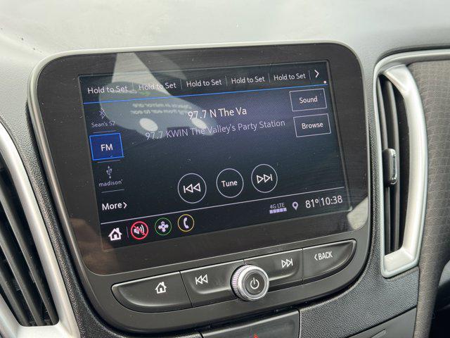 Photo of 2019 Mosaic Black Metallic Chevrolet Malibu
