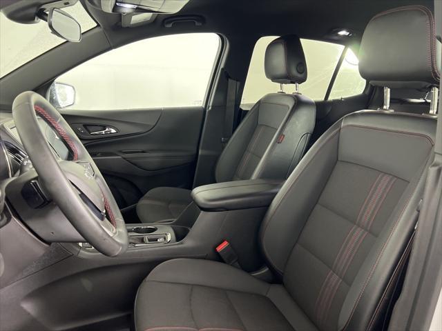 Photo of 2024 Summit White Chevrolet Equinox