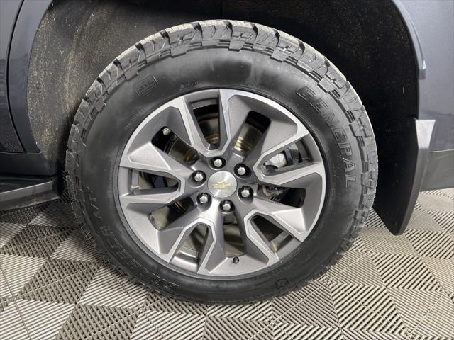 Photo of 2022 Evergreen Gray Metallic Chevrolet Tahoe