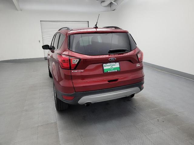 Photo of 2019 Ruby Red Metallic Tinted Clearcoat Ford Escape