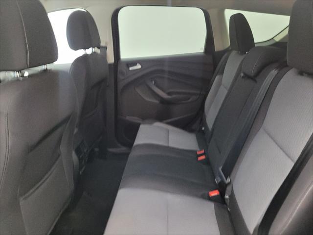 Photo of 2017 Magnetic Metallic Ford Escape