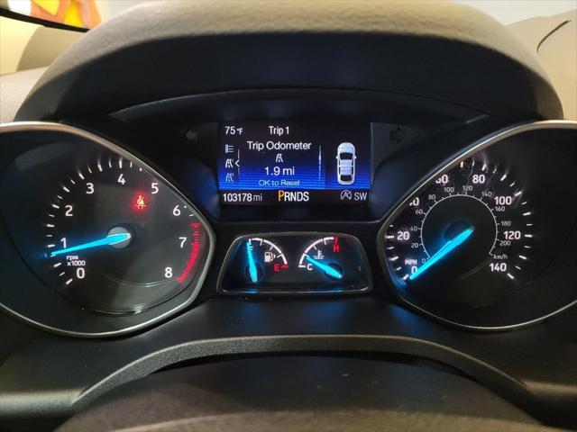 Photo of 2017 Magnetic Metallic Ford Escape