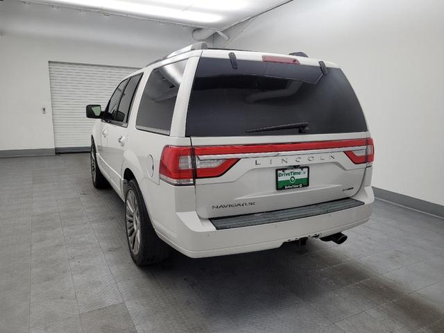 Photo of 2015 White Platinum Metallic Tri-Coat Lincoln Navigator