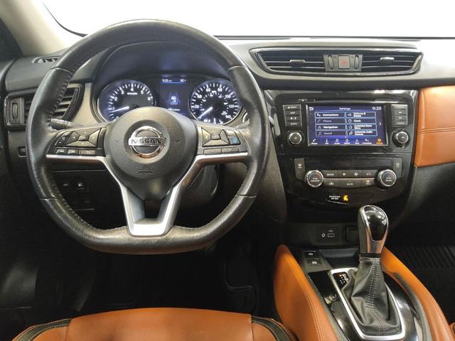 Photo of 2019 Magnetic Black Pearl Nissan Rogue