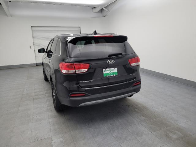 Photo of 2017 Ebony Black Kia Sorento