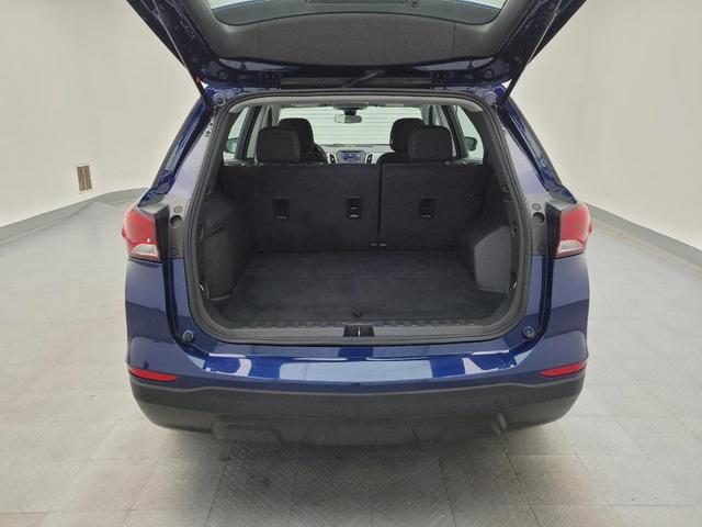 Photo of 2022 Blue Glow Metallic Chevrolet Equinox