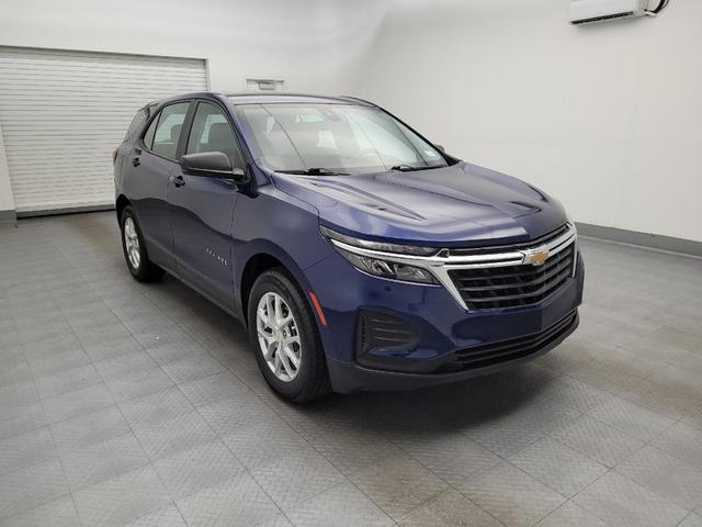 Photo of 2022 Blue Glow Metallic Chevrolet Equinox