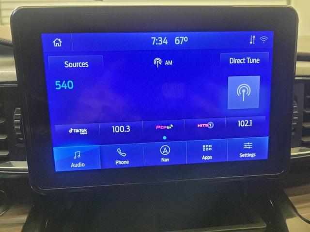 Photo of 2021 Oxford White Ford Explorer