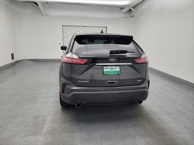 Photo of 2020 Magnetic Metallic Ford Edge