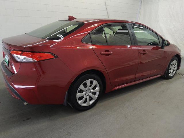 Photo of 2022 Ruby Flare Pearl Toyota Corolla