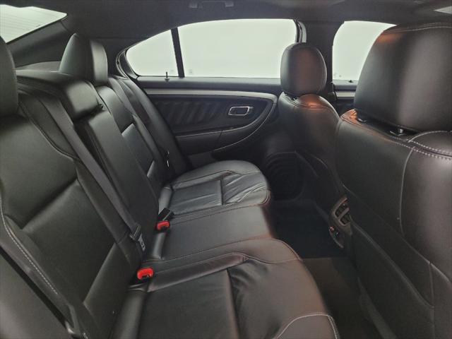 Photo of 2019 White Ford Taurus