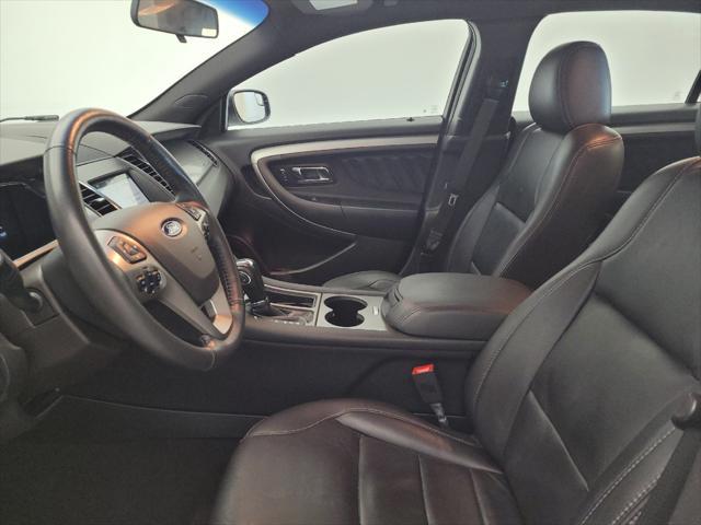 Photo of 2019 White Ford Taurus