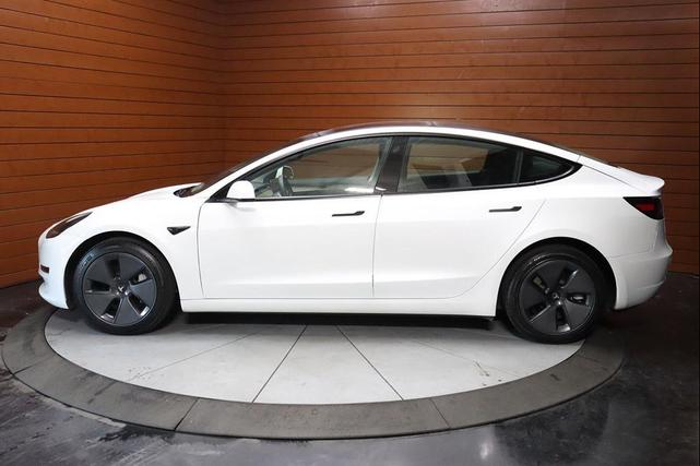 Photo of 2022 Pearl White Multi-Coat Tesla Model 3