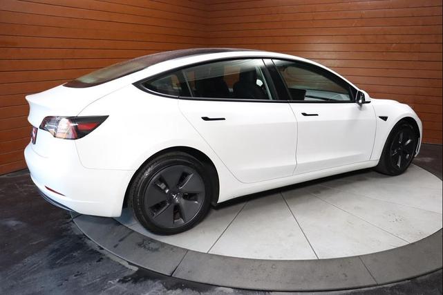 Photo of 2022 Pearl White Multi-Coat Tesla Model 3