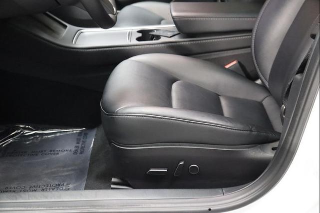 Photo of 2022 Pearl White Multi-Coat Tesla Model 3