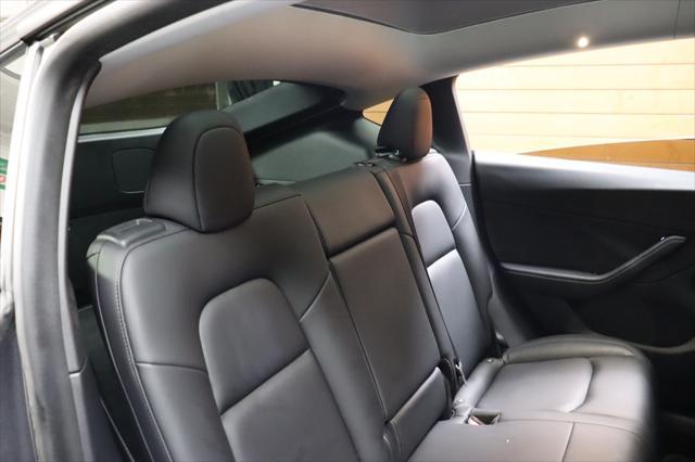 Photo of 2021 Midnight Silver Metallic Tesla Model Y