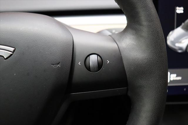 Photo of 2021 Midnight Silver Metallic Tesla Model Y
