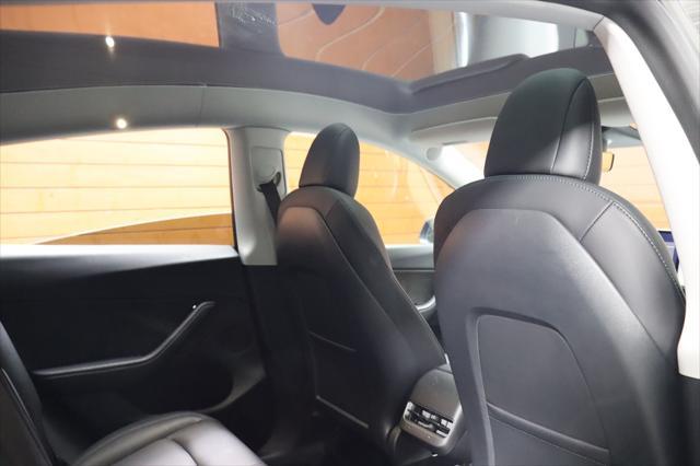 Photo of 2021 Midnight Silver Metallic Tesla Model Y