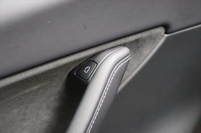 Photo of 2021 Midnight Silver Metallic Tesla Model Y