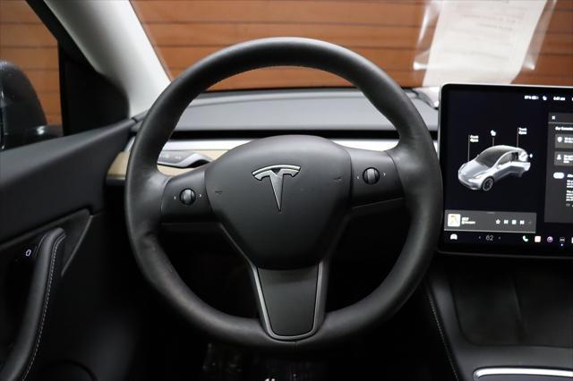 Photo of 2021 Midnight Silver Metallic Tesla Model Y