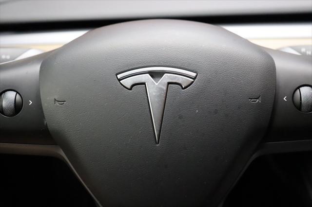 Photo of 2021 Midnight Silver Metallic Tesla Model Y