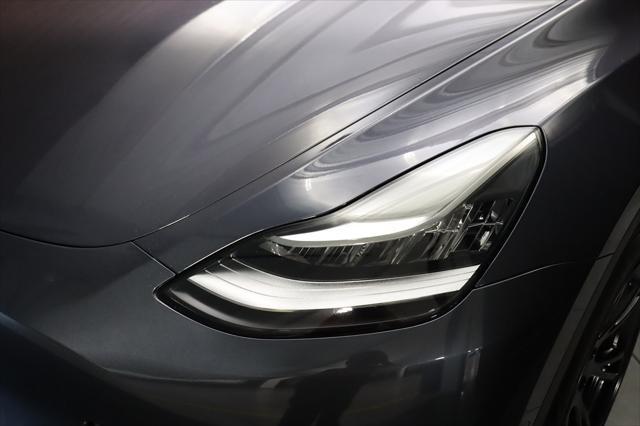 Photo of 2021 Midnight Silver Metallic Tesla Model Y