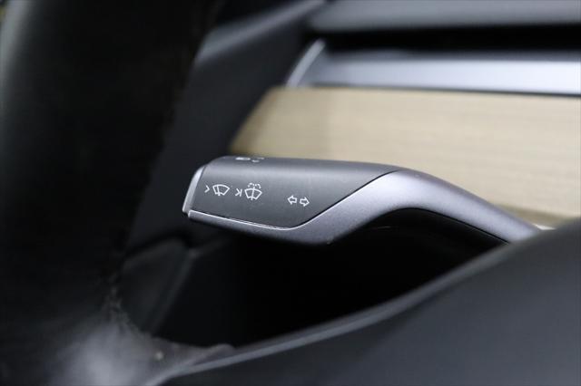 Photo of 2021 Midnight Silver Metallic Tesla Model Y