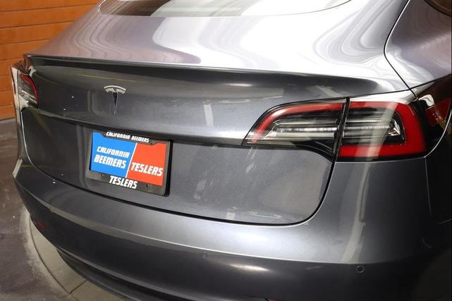 Photo of 2023 Solid Black Tesla Model 3