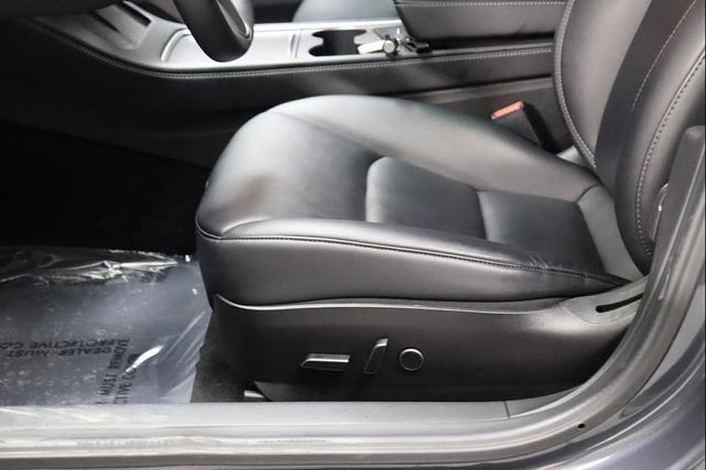 Photo of 2023 Solid Black Tesla Model 3