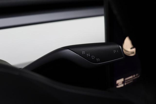 Photo of 2022 Pearl White Multi-Coat Tesla Model 3