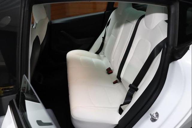 Photo of 2022 Pearl White Multi-Coat Tesla Model 3