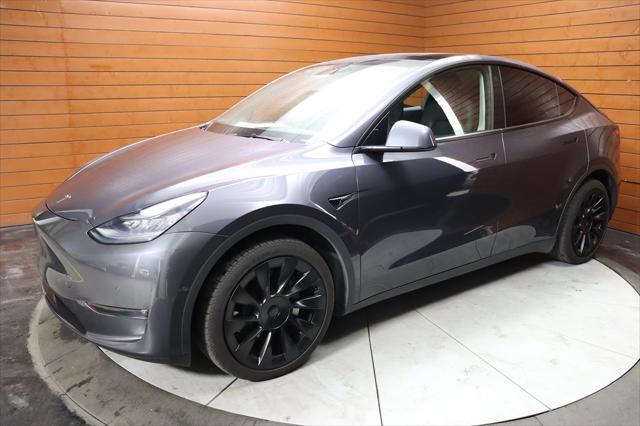 Photo of 2021 Midnight Silver Metallic Tesla Model Y