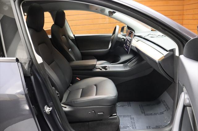 Photo of 2021 Midnight Silver Metallic Tesla Model Y