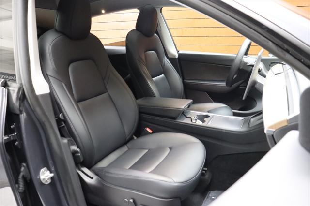 Photo of 2021 Midnight Silver Metallic Tesla Model Y