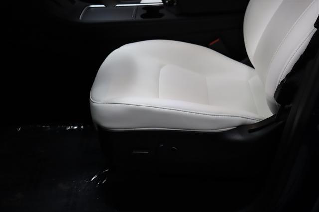 Photo of 2021 Deep Blue Metallic Tesla Model Y