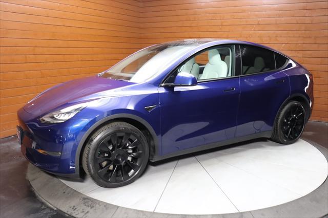 Photo of 2021 Deep Blue Metallic Tesla Model Y