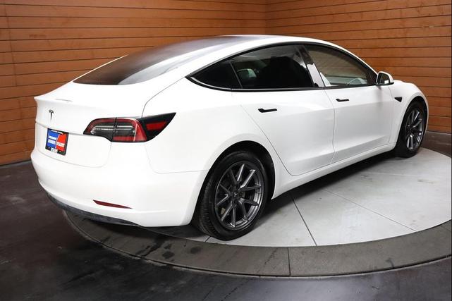 Photo of 2021 Pearl White Multi-Coat Tesla Model 3
