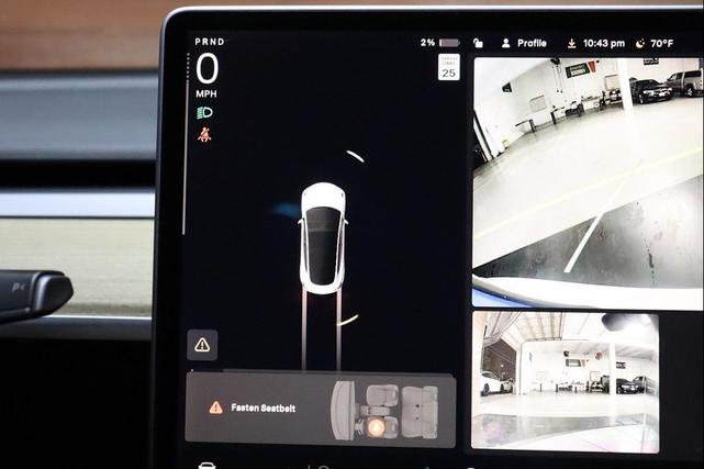 Photo of 2021 Pearl White Multi-Coat Tesla Model 3