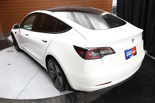 Photo of 2021 Pearl White Multi-Coat Tesla Model 3