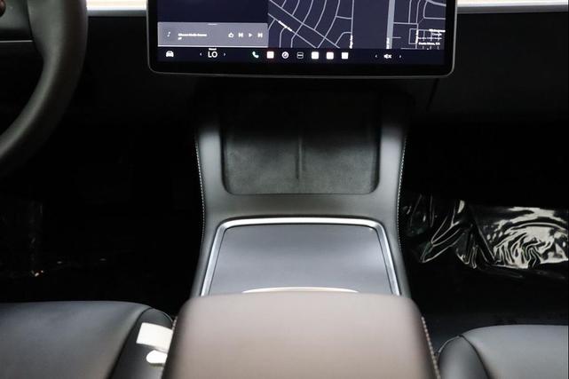 Photo of 2021 Pearl White Multi-Coat Tesla Model 3