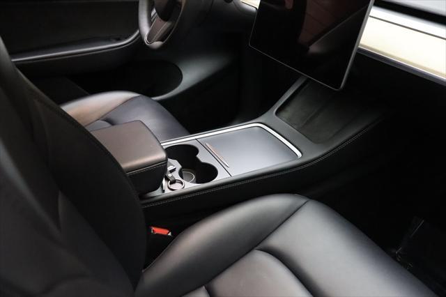 Photo of 2023 Pearl White Multi-Coat Tesla Model Y