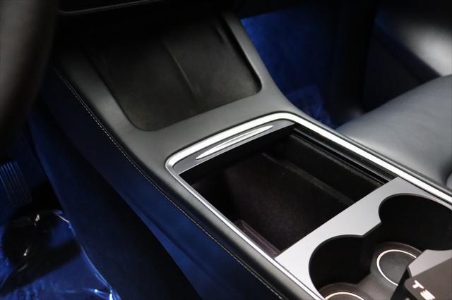 Photo of 2021 Pearl White Multi-Coat Tesla Model Y