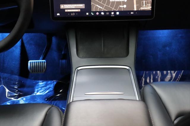 Photo of 2021 Pearl White Multi-Coat Tesla Model Y