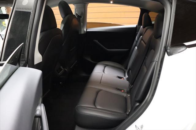 Photo of 2021 Pearl White Multi-Coat Tesla Model Y