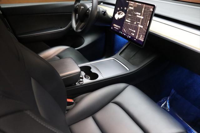 Photo of 2021 Pearl White Multi-Coat Tesla Model Y