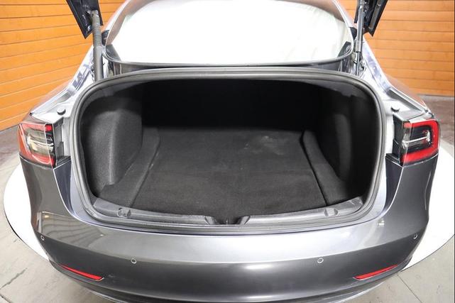 Photo of 2023 Midnight Silver Metallic Tesla Model 3