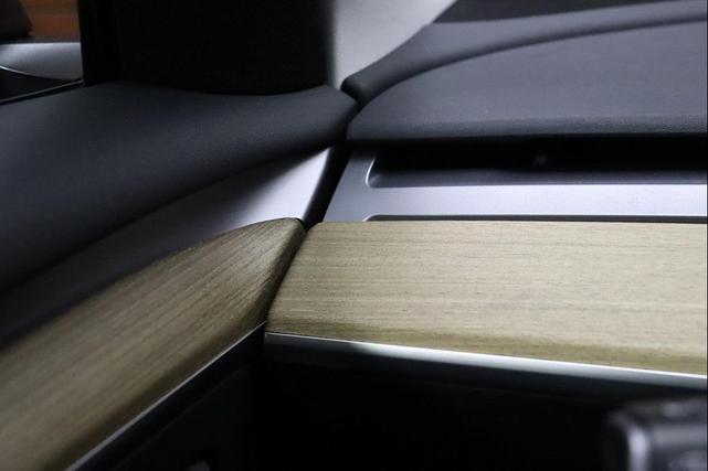 Photo of 2023 Midnight Silver Metallic Tesla Model 3