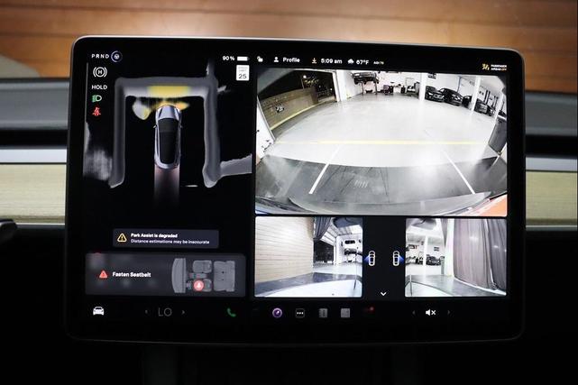 Photo of 2023 Midnight Silver Metallic Tesla Model 3